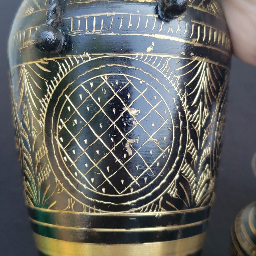 Set of 3 Vintage Painted Brass Urns Vases with Gold Etching - Made in India - Picture 6 of 9